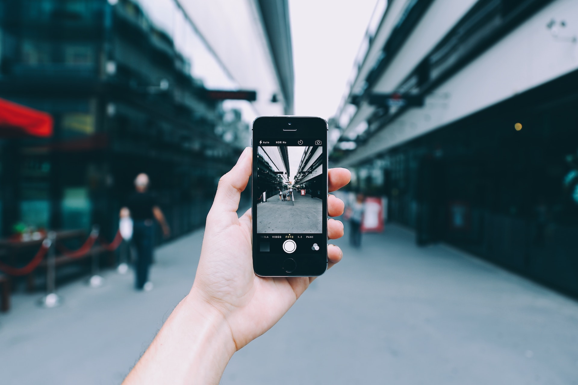 スマホ で 撮っ た 写真 を 【解像度・画素数】スマホで撮った写真で入稿しても大丈夫? | 特殊印刷・特殊加工が得意な東京都北区の印刷会社「新晃社」