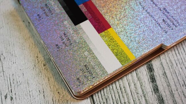 SPECIALTIES ホログラム UP